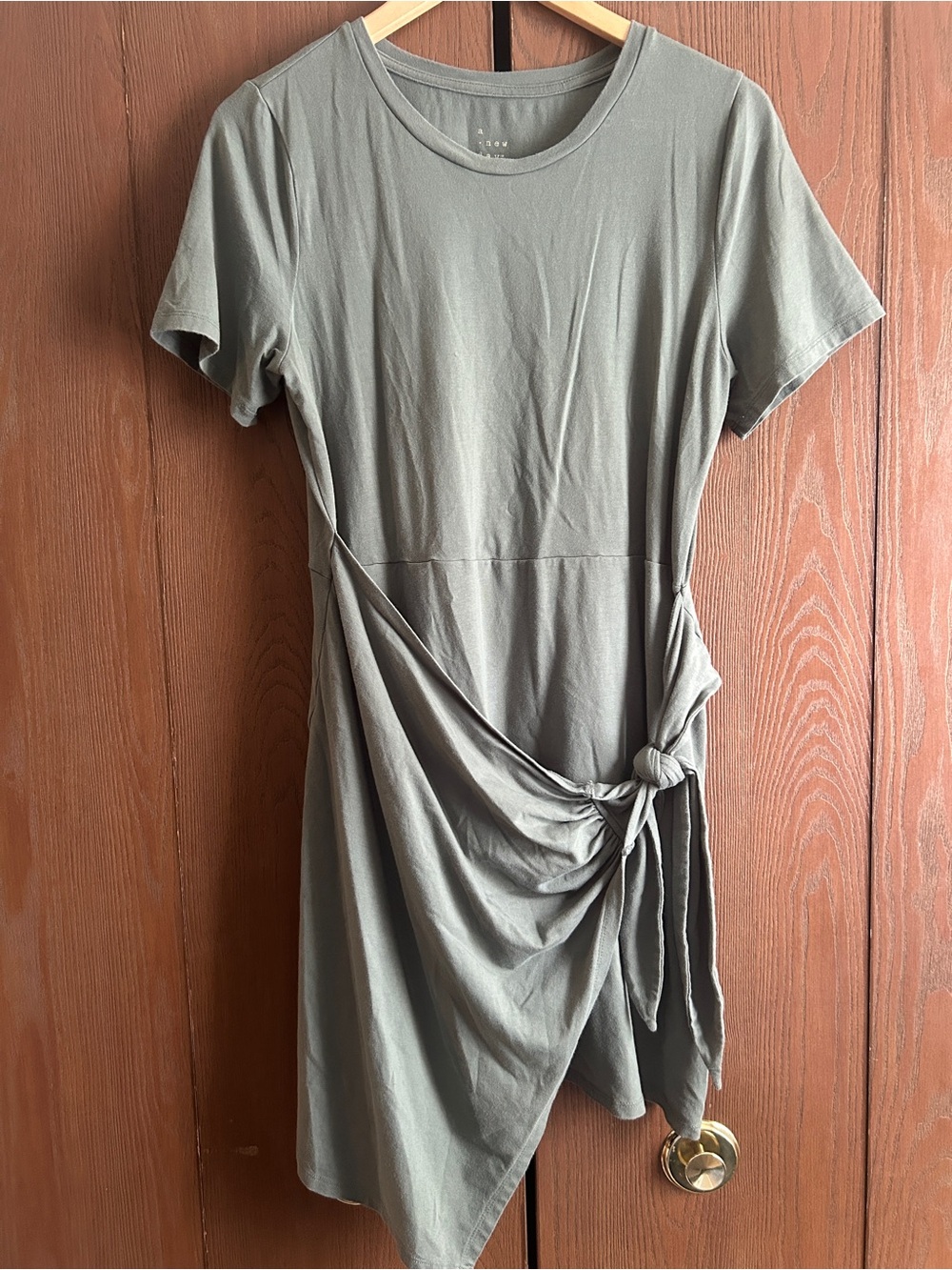 Knot-Waist Short Sleeve Dress in Sage Green